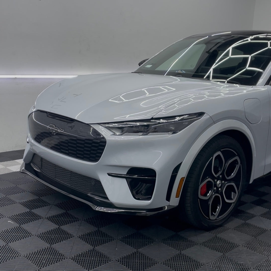 Signature Exterior Detail